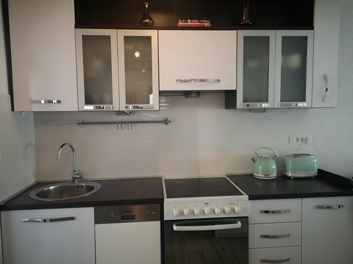 Villa Mala Kuca Ispod Borova à Primošten Extérieur photo